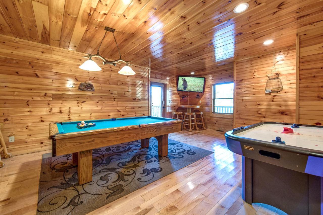 Hemlock Manor Villa Gatlinburg Exterior photo