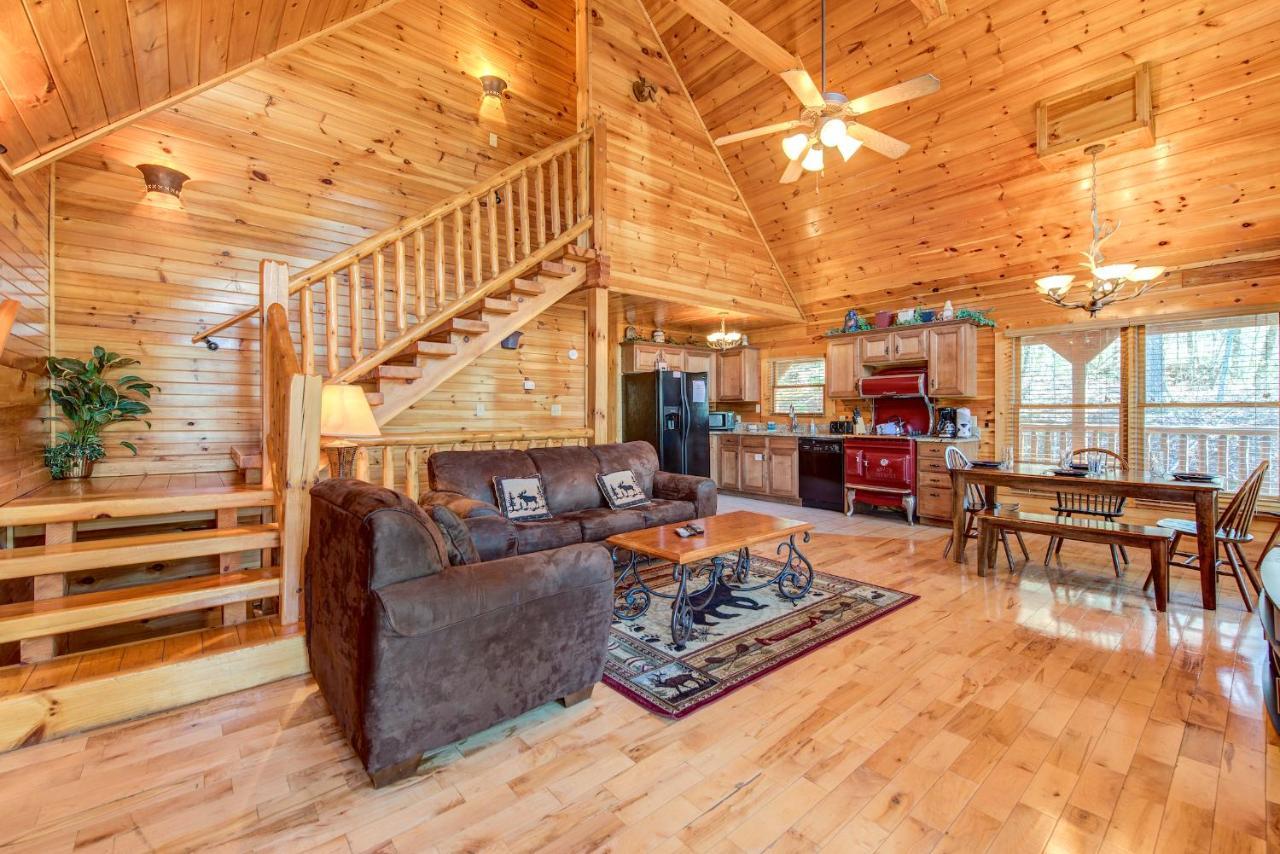 Hemlock Manor Villa Gatlinburg Exterior photo