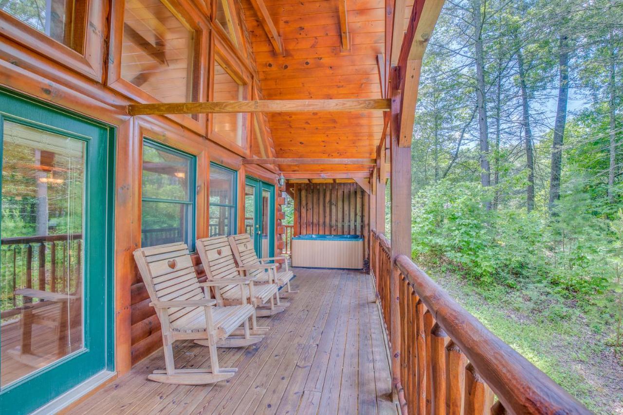 Hemlock Manor Villa Gatlinburg Exterior photo